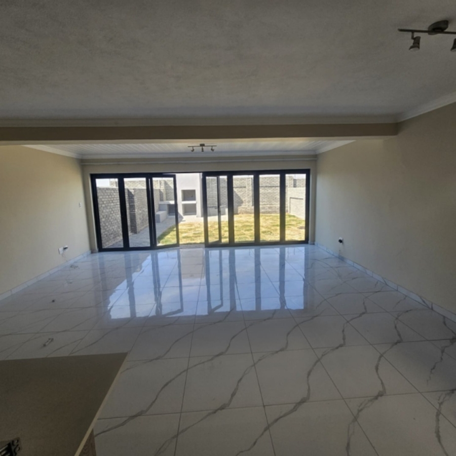 To Let 3 Bedroom Property for Rent in Cashan North West